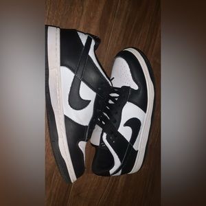Nike panda dunks